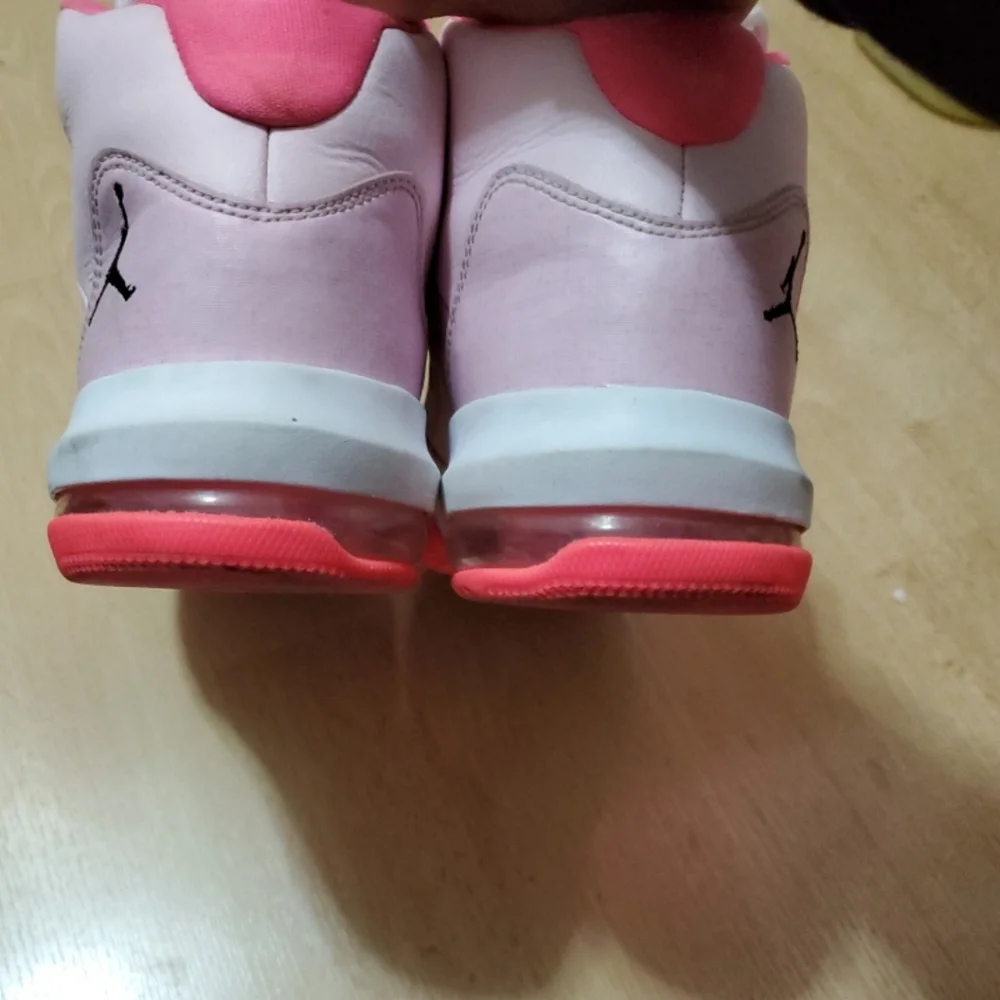 Jordan Max aura pink sneaker - Picture 5 of 7